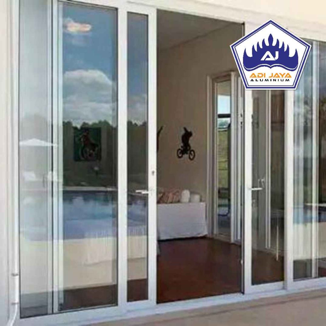 Jasa Pemasangan Rolling Door Kaca Aluminium Terbaik di Bekasi Jasa Pemasangan Rolling Door Kaca Aluminium Terbaik di Bekasi