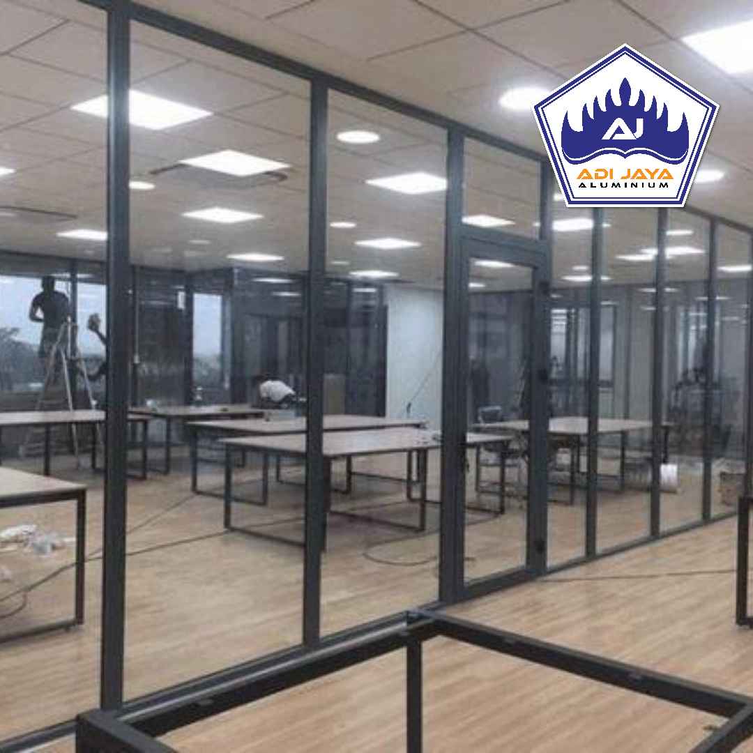 Toko Kusen Aluminium Kranggan Bekasi dengan Custom Desain